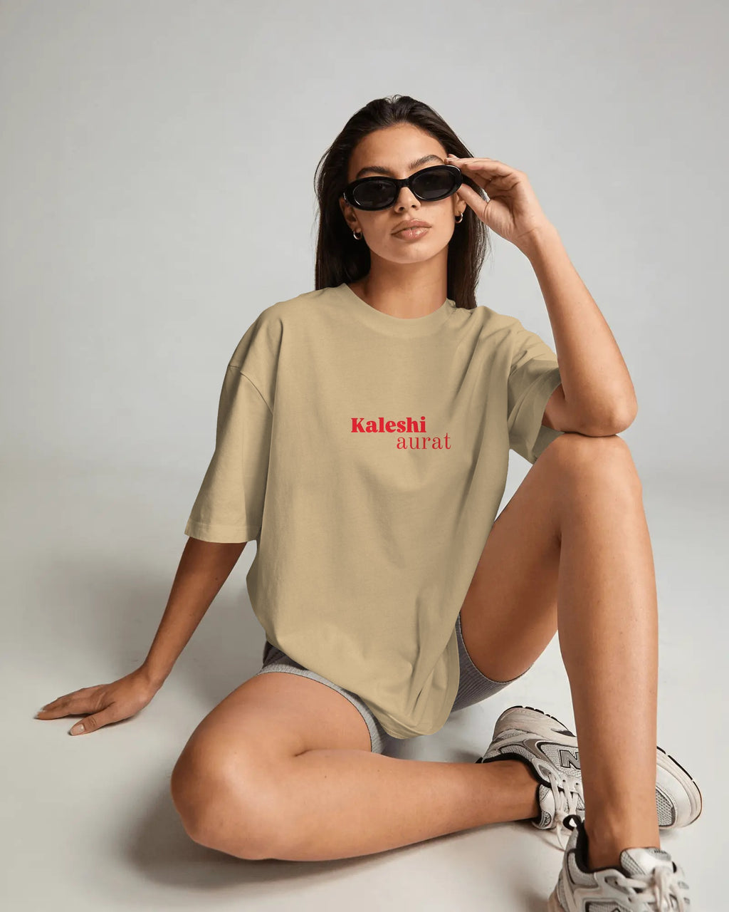 Kaleshi Aurat Oversized Tee – Drama Queen Drop