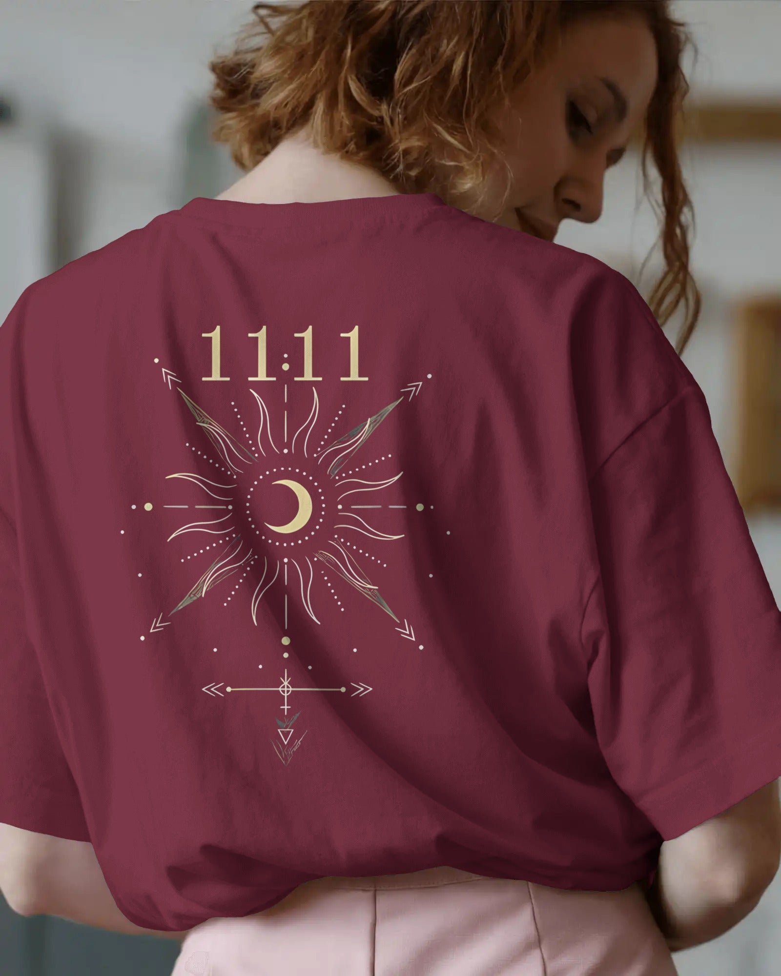 11:11 Oversized T-Shirt