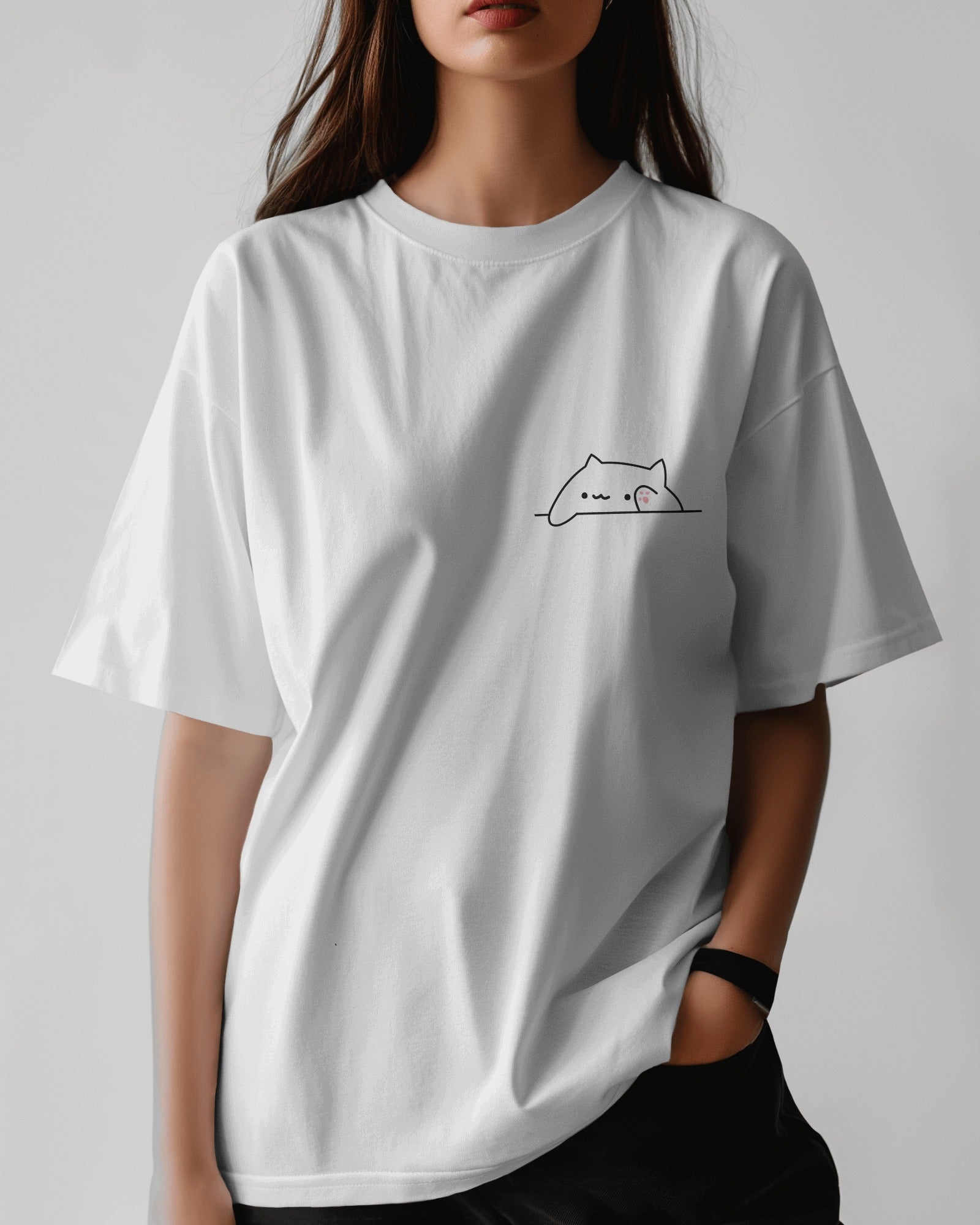 Peekaboo Cat Minimal Tee